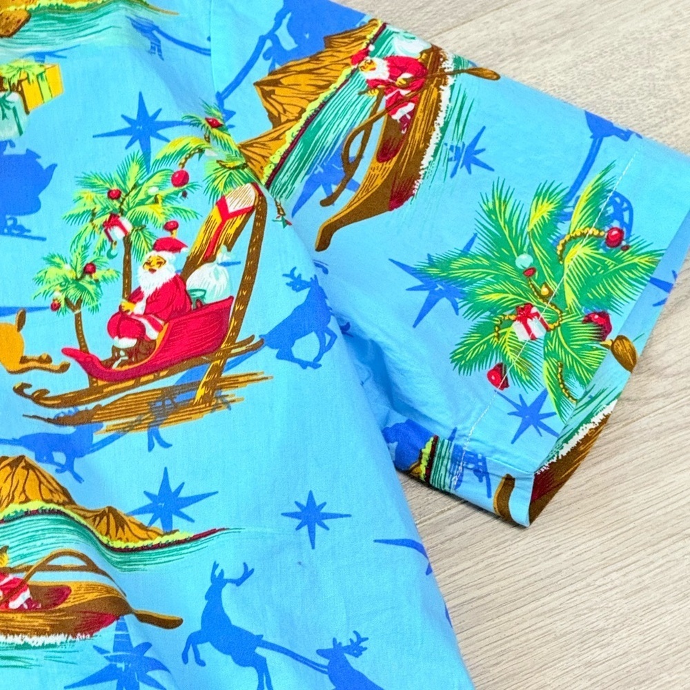 Hawaiian Christmas Womens Shirt - Picture 5 of 16